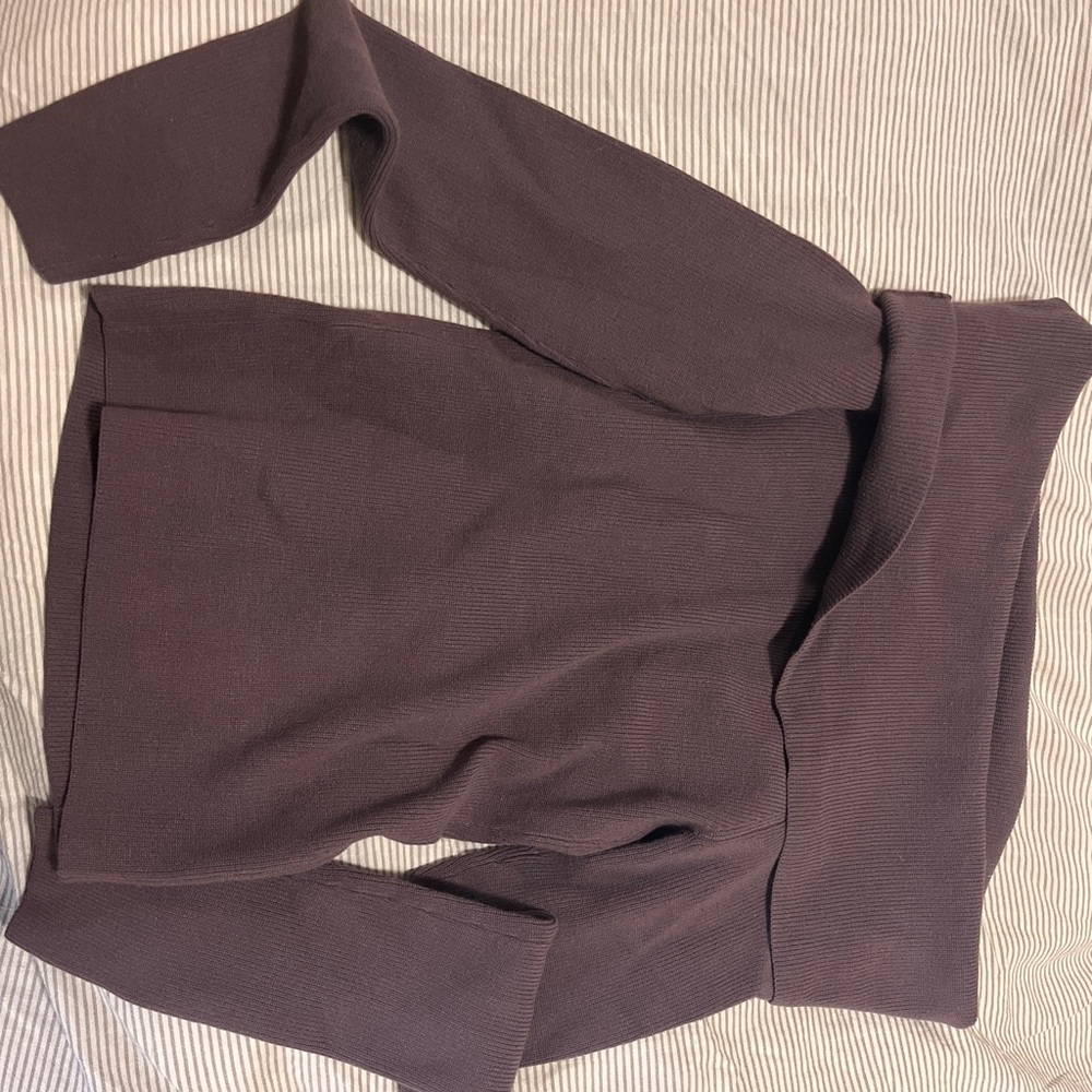 Wilfred Mauve Ribbed Off the Shoulder Top